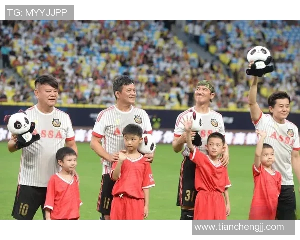 足球明星华丽进场走秀高清瞬间尽显风采与魅力